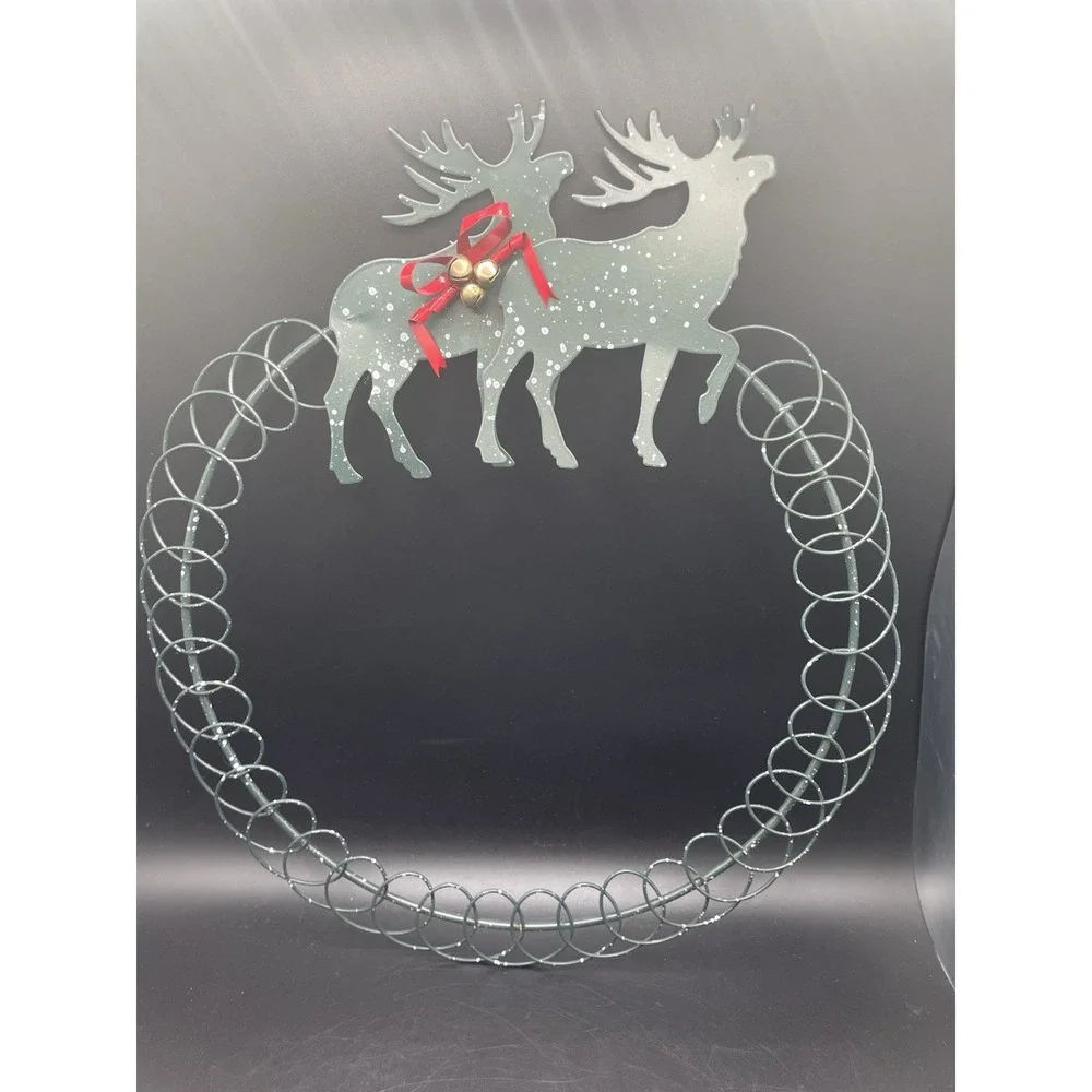 Vintage Green‎ Metal Wreath 10